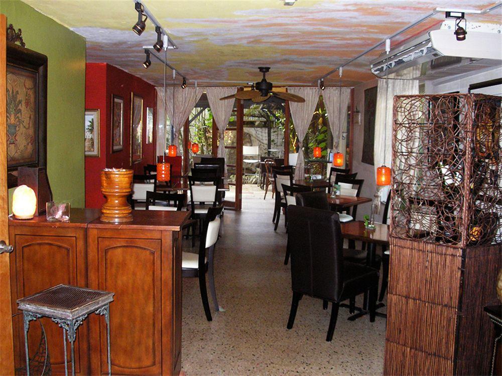Oceana Hostal Playero ซานฮวน ภายนอก รูปภาพ