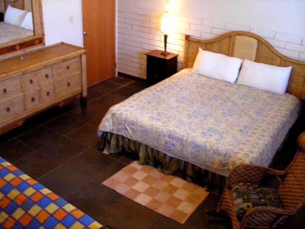 Oceana Hostal Playero ซานฮวน ภายนอก รูปภาพ